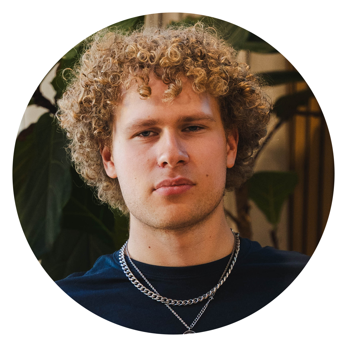 Elliot_Maximize_kvadrat-1